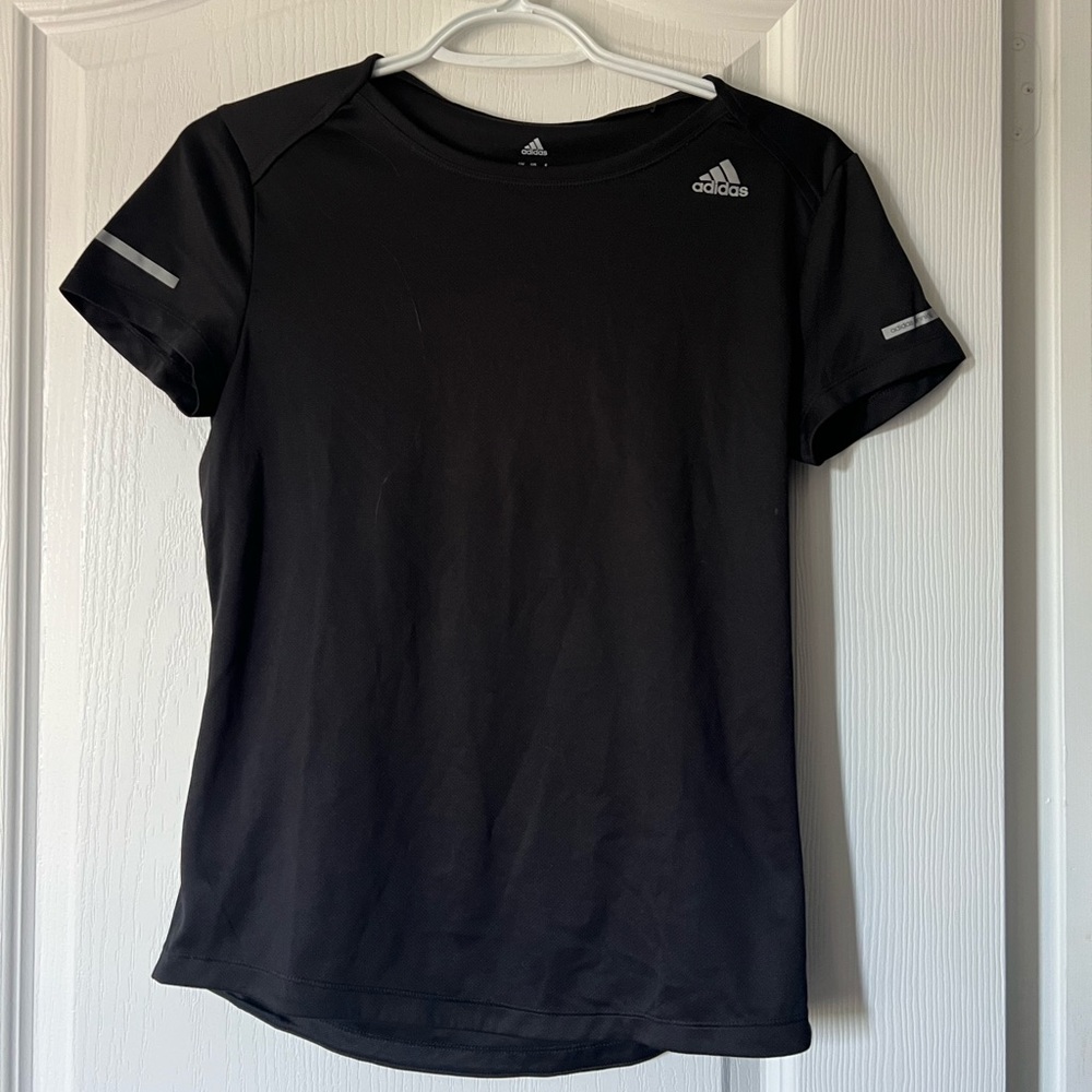ADIDAS WOMENS LIGHTWEIGHT RUNNING SHIRT